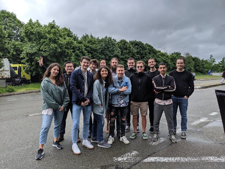 1578317001 team building